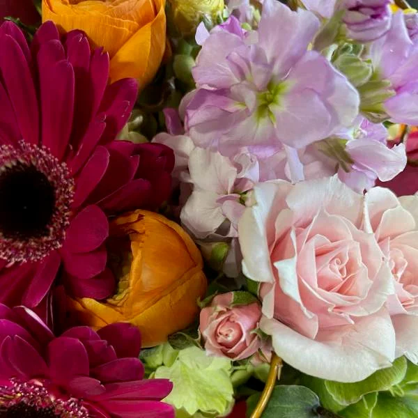 Designer Choice by English Garden Florist | Gemma Flowers Marketplace