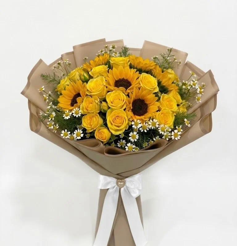 Bright Wishes - Premium flower arrangement | Gemma Flowers